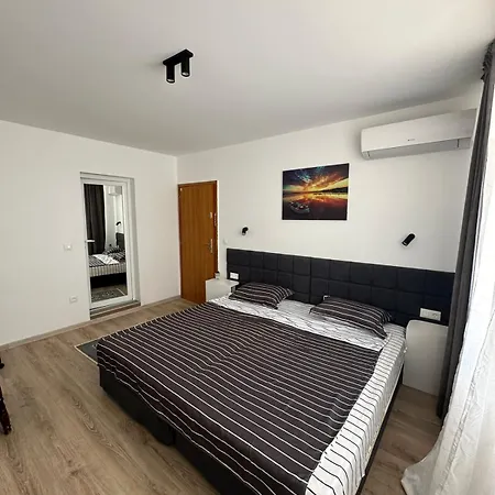 Manolovi Apartman