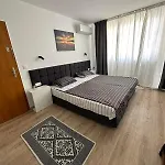 Manolovi Apartment *