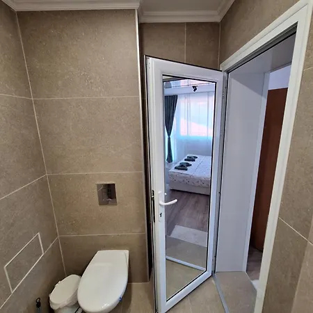 Manolovi Apartment *