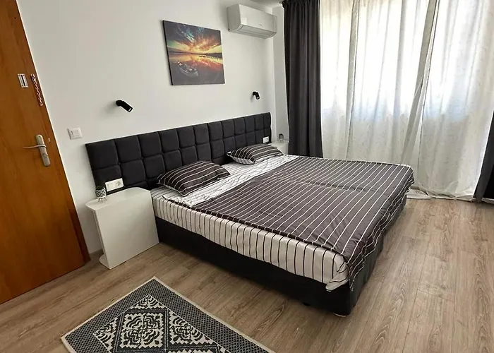 Manolovi Apartment *