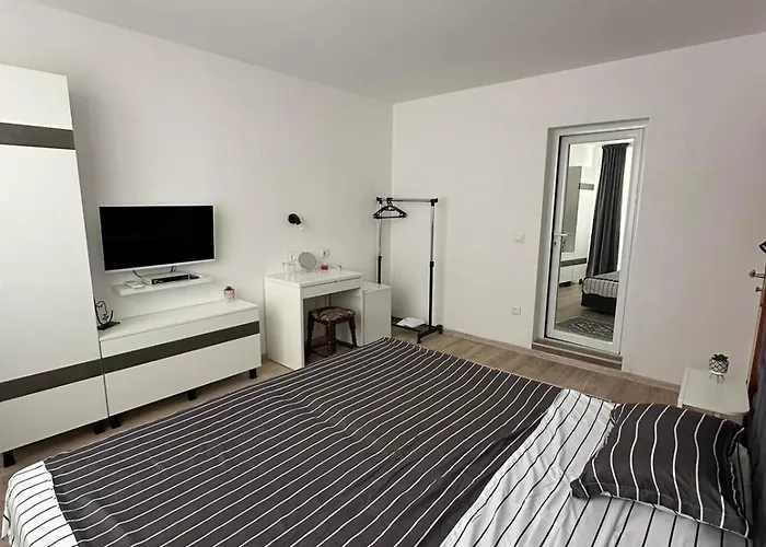 Apartment Manolovi *